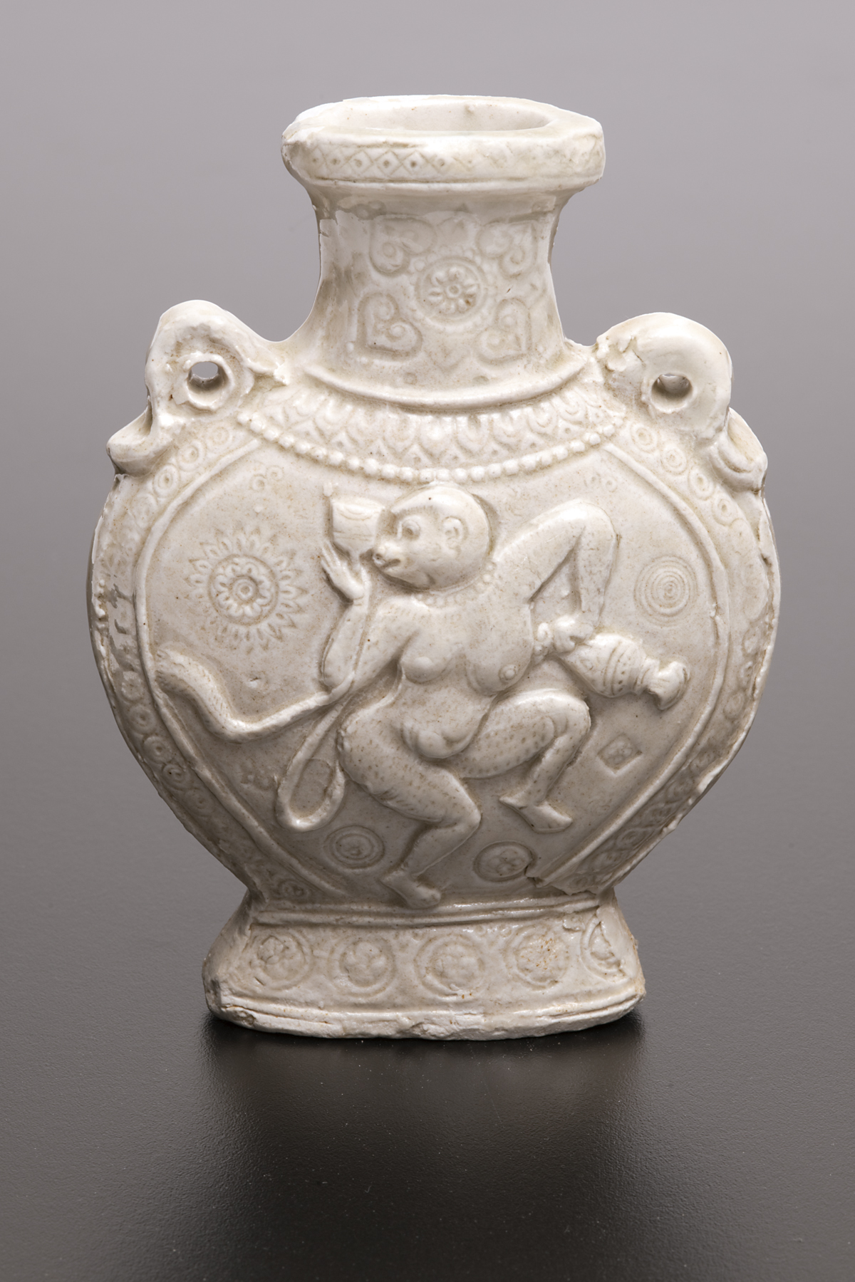 bianhu (pilgrimage flask) with dancing monkey