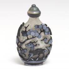 <a href="https://spencerartapps.ku.edu/collection-search#/object/4416" target="_blank"><i>snuff bottle with stopper</i>, China</a>